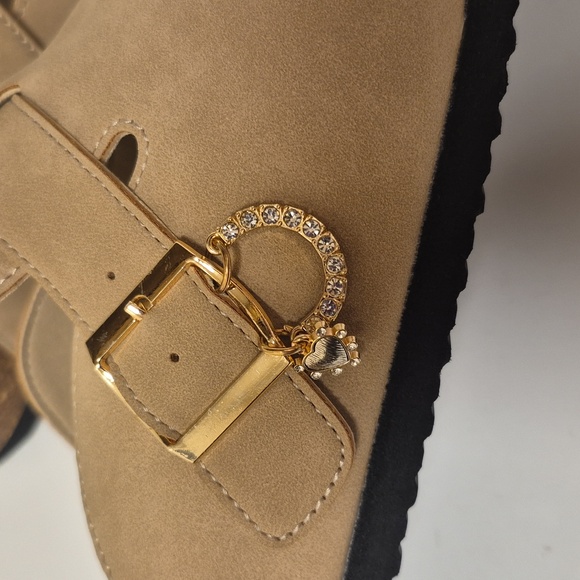 Olivia & Kate Clogs (91/2) Nwt - Picture 3 of 9